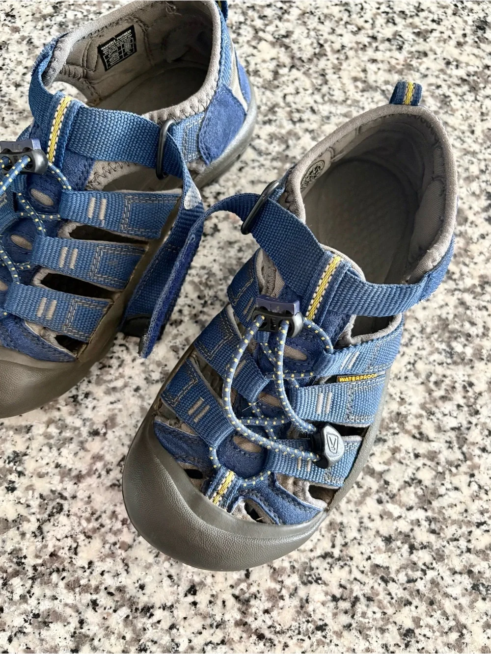Keen—Newport Hybrid Waterproof Hiker Sandals Navy/Gray (Size Youth 2)